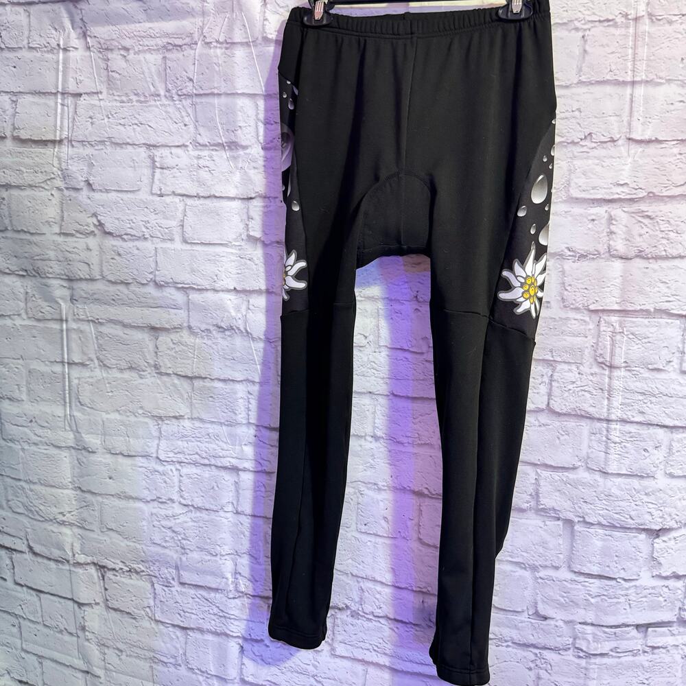 NUCKILY Black Women’s CYCLING PANTS WITH GEL INSERT. SZ Small (26 in waist)